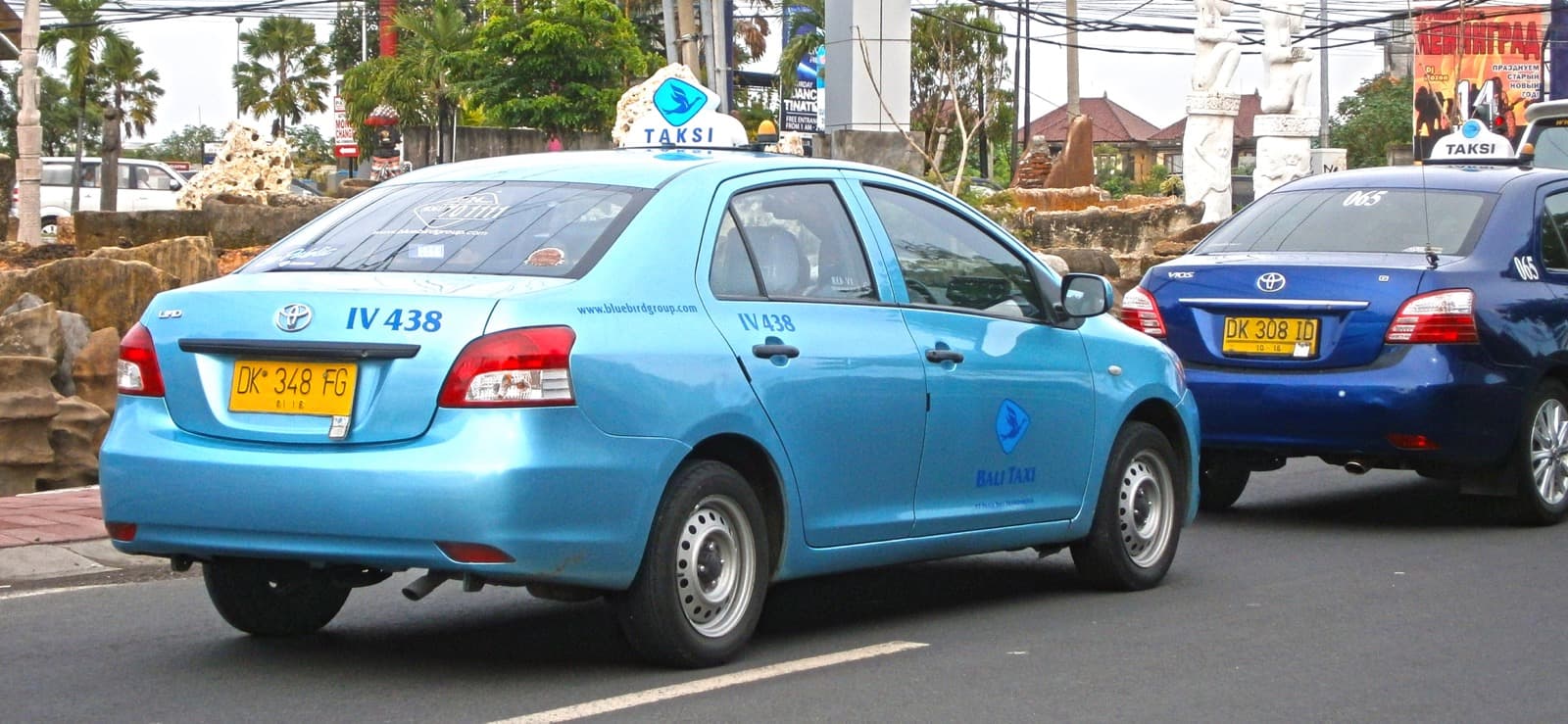 Taxi & Ride-Hailing