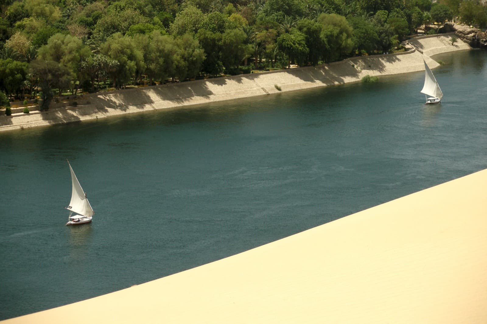 Nile Cruises: Luxor to Aswan